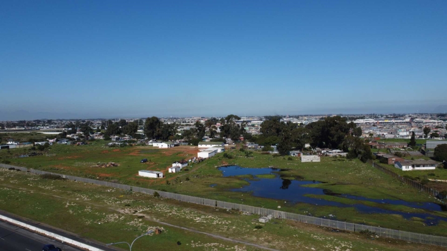 Commercial Property for Sale in Crossroads Western Cape
